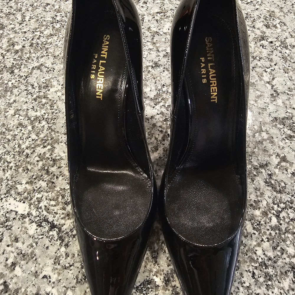 Saint Laurent Black Patent Leather Heels - Picture 4 of 5